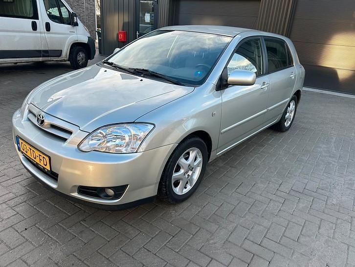 Occasion 2006 Toyota Corolla | € 3.295 (Eerlijke prijs) - Afbeelding 1/4