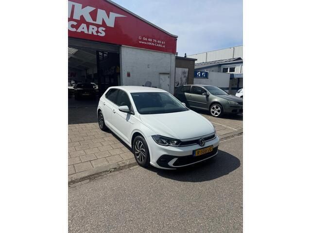 Wit Gebruikt 2022 VW Polo Life Hatchback | € 15.950 (Goede deal) - Afbeelding 1/4