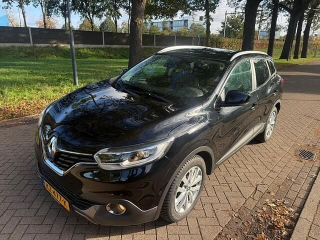 Zwart Gebruikt 2017 Renault Kadjar Intens SUV | € 12.499 (Eerlijke prijs) - Afbeelding 1/4