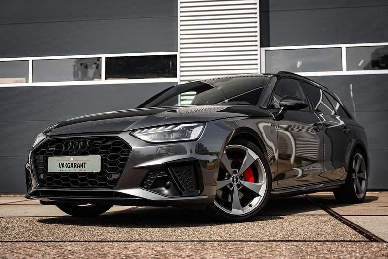 Grijs Gebruikt 2022 Audi A4 Competition Stationwagen | € 43.995 (Eerlijke prijs) - Afbeelding 1/4