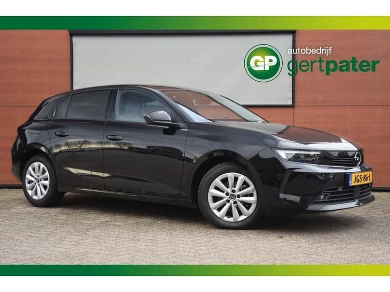 Zwart Gebruikt 2024 Opel Astra Hatchback | € 24.900 - Afbeelding 1/4