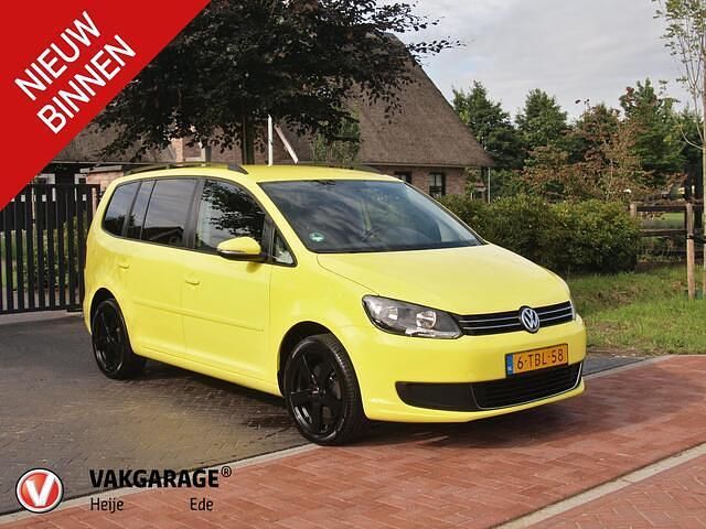 Geel Gebruikt 2014 VW Touran Comfortline MPV | € 5.995 (Super prijs) - Afbeelding 1/4