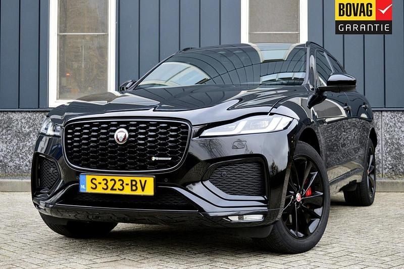 Zwart Gebruikt 2023 Jaguar F-Pace R-Dynamic SUV | € 53.950 (Super prijs) - Afbeelding 1/4