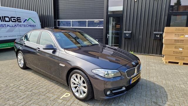 Grijs Gebruikt 2014 BMW 535 Executive Sedan | € 11.999 (Goede deal) - Afbeelding 1/4