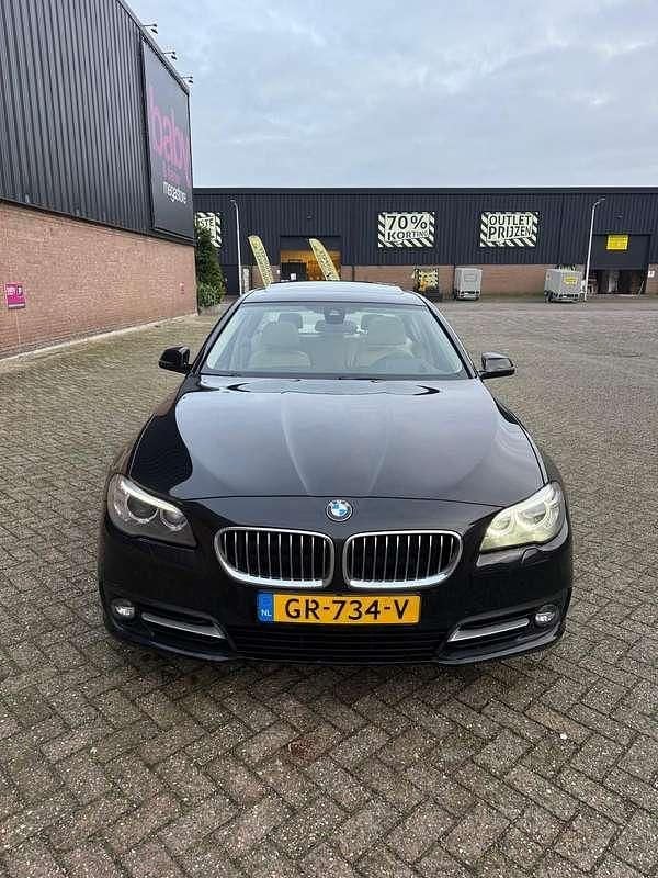 Zwart Gebruikt 2013 BMW 535 Executive Sedan | € 14.500 (Goede deal) - Afbeelding 1/4