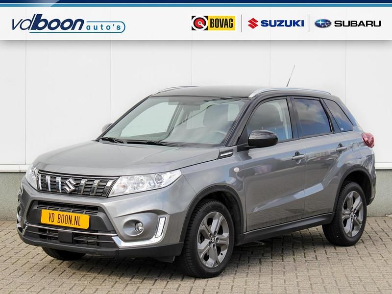 Grijs Gebruikt 2019 Suzuki Vitara SUV | € 19.195 (Eerlijke prijs) - Afbeelding 1/4