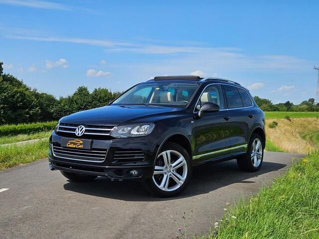 Zwart, metallic lak Gebruikt 2013 VW Touareg R-line SUV | € 16.950 (Eerlijke prijs) - Afbeelding 1/4