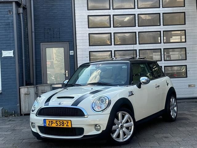 Wit Gebruikt 2009 Mini Cooper S Hatchback | € 7.795 (Eerlijke prijs) - Afbeelding 1/4