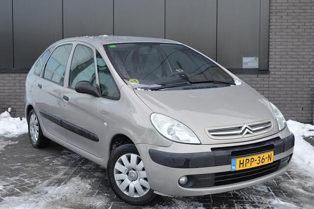 Occasion Citroën Xsara Picasso 109 PK (80 kW) 2007 Grijs MPV