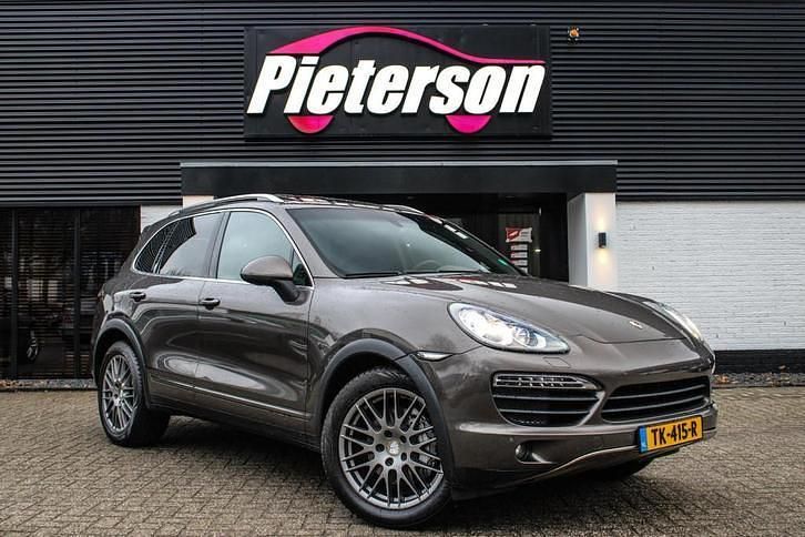 Bruin Occasion 2012 Porsche Cayenne SUV | € 17.949 (Eerlijke prijs) - Afbeelding 1/4