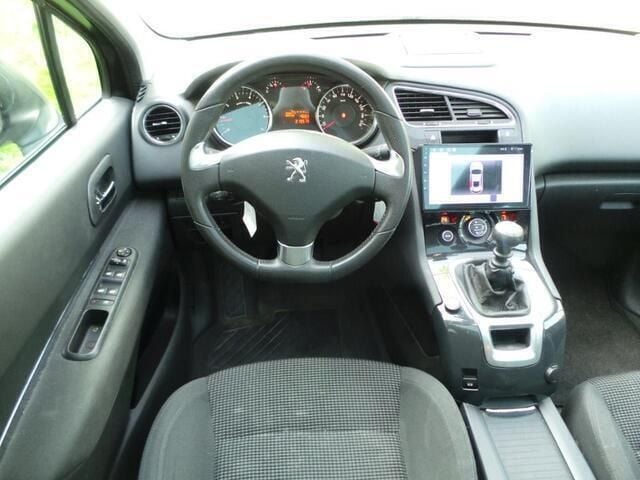 Occasion Peugeot 5008 Style 131 PK (96 kW) 2016 Zwart MPV