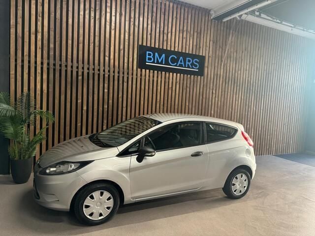 Occasion Ford Fiesta Trend 82 PK (60 kW) 2010 Grijs Hatchback