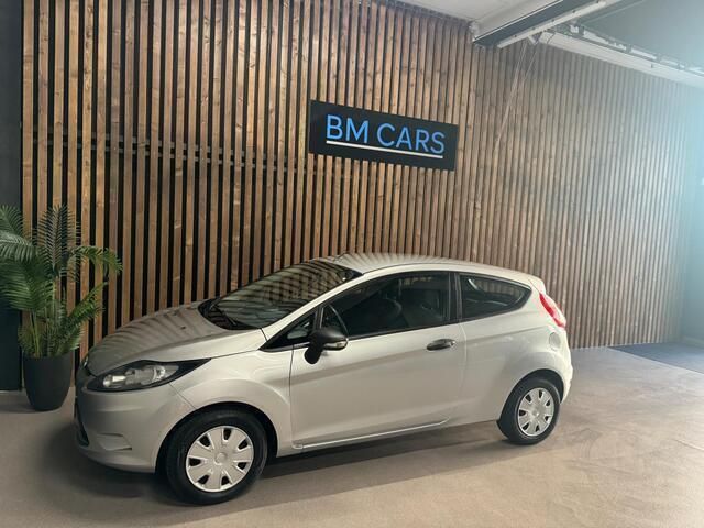 Grijs Gebruikt 2010 Ford Fiesta Trend Hatchback | € 3.699 (Goede deal) - Afbeelding 1/4