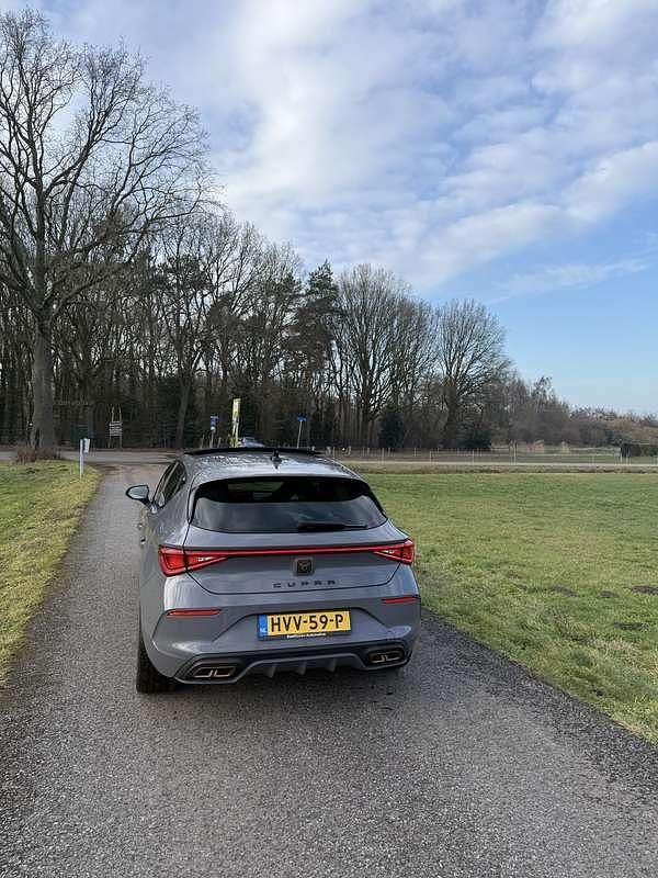Occasion Cupra Leon 245 PK (180 kW) 2021 Grijs Hatchback