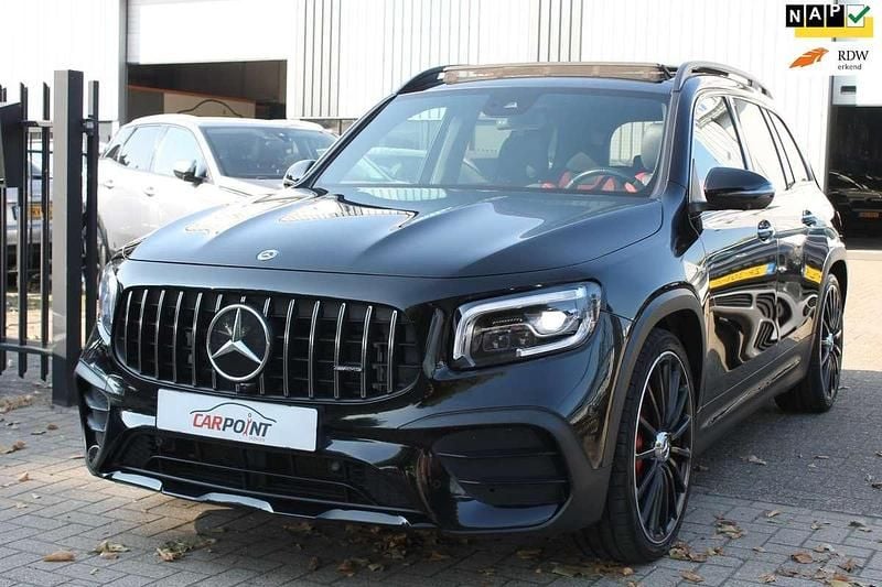 Zwart Gebruikt 2022 Mercedes GLB35 AMG SUV | € 52.995 - Afbeelding 1/4