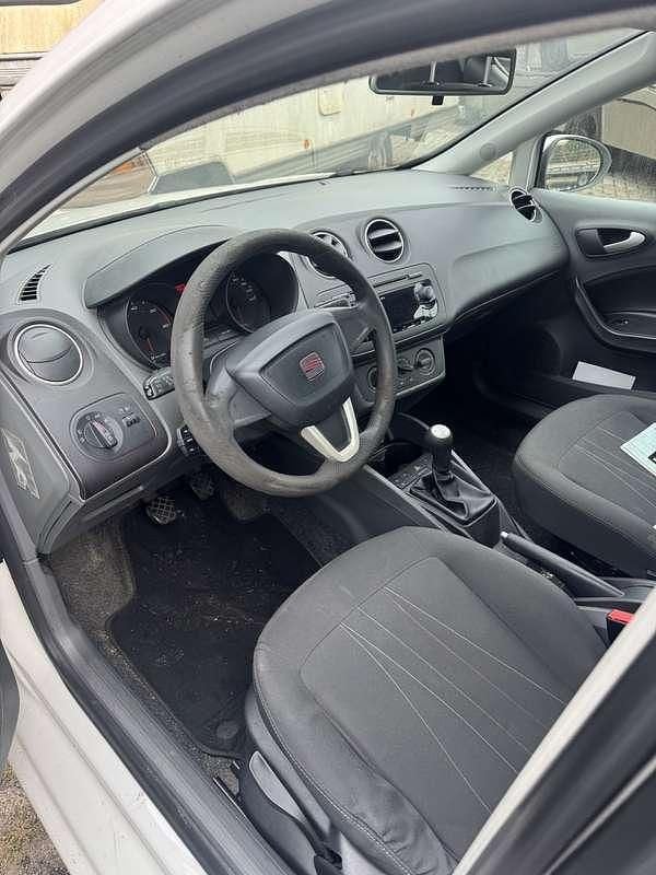 Gebruikt 2012 Seat Ibiza Ecomotive Sedan | € 1.750 (Eerlijke prijs) - Afbeelding 1/4