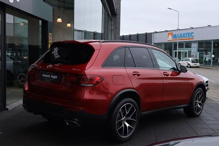 Occasion Mercedes GLC300e AMG 320 PK (235 kW) 2021 Rood SUV