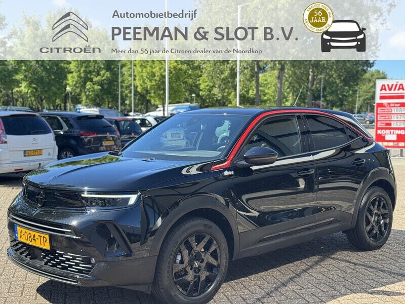 Zwart Gebruikt 2024 Opel Mokka-e SUV | € 23.545 (Eerlijke prijs) - Afbeelding 1/4