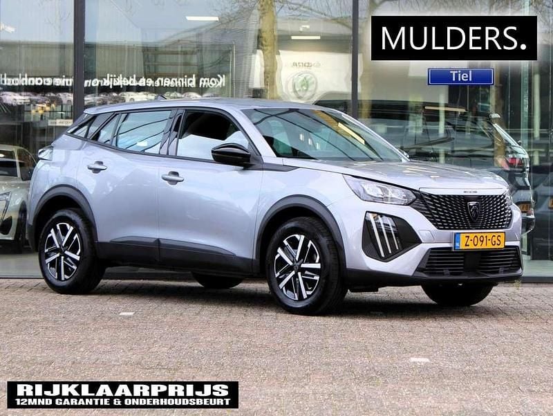 Grijs Occasion 2024 Peugeot 2008 Active SUV | € 21.897 (Eerlijke prijs) - Afbeelding 1/3