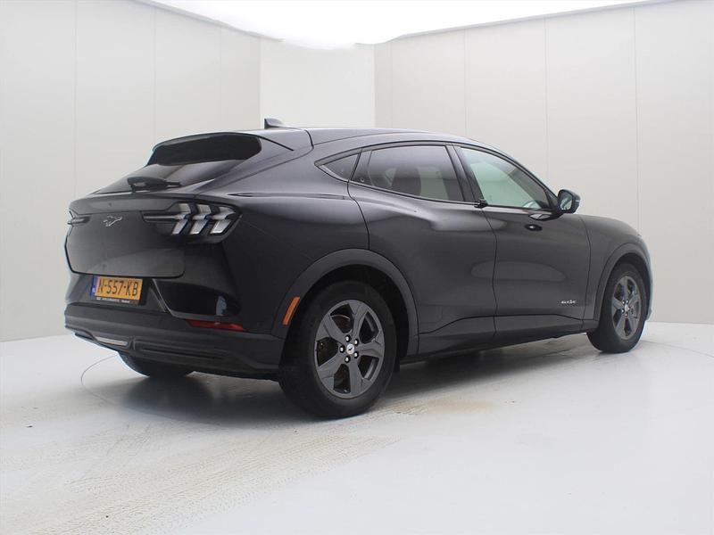 Occasion Ford Mustang 270 PK (198 kW) 2021 Zwart SUV
