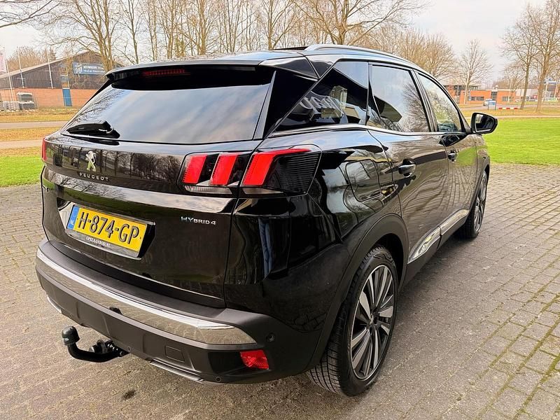 Occasion Peugeot 3008 Avantage 301 PK (221 kW) 2020 Zwart SUV