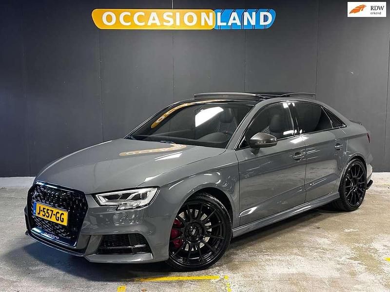 Grijs Gebruikt 2017 Audi S3 Sportback Proline Hatchback | € 29.900 - Afbeelding 1/4