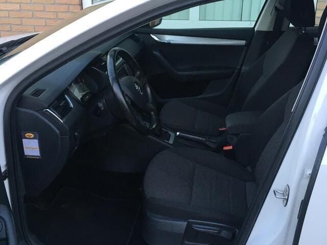 Occasion Skoda Octavia GreenLine 110 PK (80 kW) 2014 Wit Stationwagen