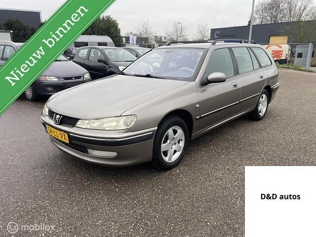 Grijs Gebruikt 2003 Peugeot 406 Stationwagen | € 1.499 - Afbeelding 1/4