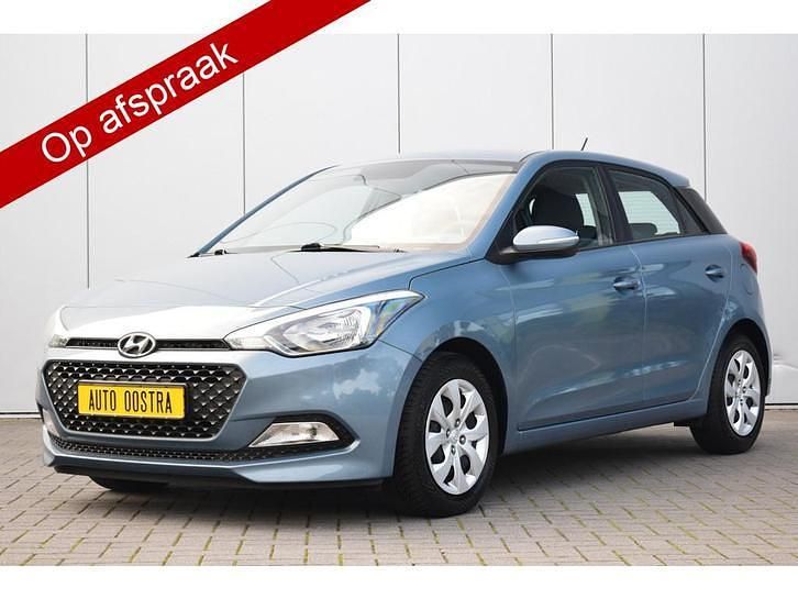 Blauw Occasion 2017 Hyundai i20 Hatchback | € 8.999 (Eerlijke prijs) - Afbeelding 1/4