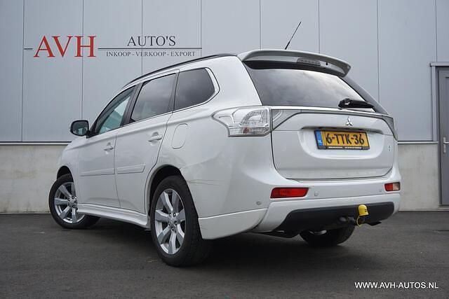 Occasion Mitsubishi Outlander Instyle 121 PK (88 kW) 2014 Wit SUV