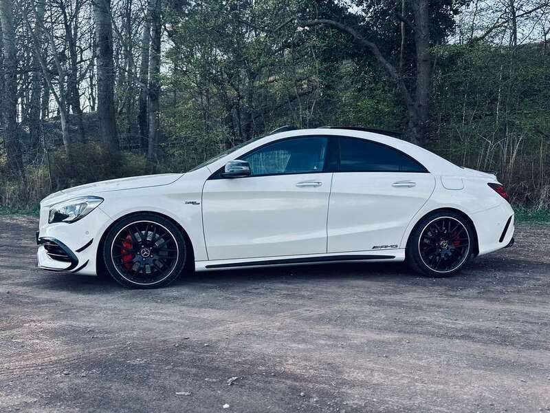 Wit Gebruikt 2017 Mercedes CLA45 AMG AMG Sedan | € 39.950 (Duur) - Afbeelding 1/4