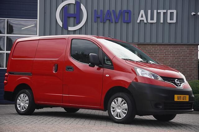 Rood Gebruikt 2018 Nissan NV200 Van | € 14.950 (Iets duurder) - Afbeelding 1/4
