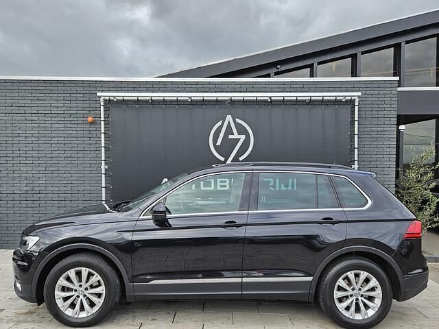 Zwart Gebruikt 2017 VW Tiguan Comfortline SUV | € 12.950 (Super prijs) - Afbeelding 1/3