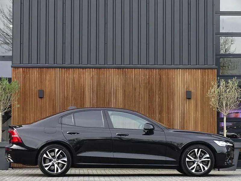 Occasion Volvo S60 R-Design 392 PK (288 kW) 2019 Zwart Sedan