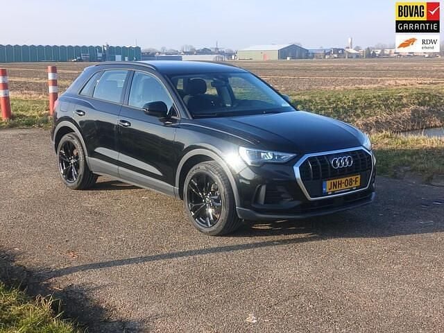 Zwart Occasion 2021 Audi Q3 Proline SUV | € 27.950 (Super prijs) - Afbeelding 1/4