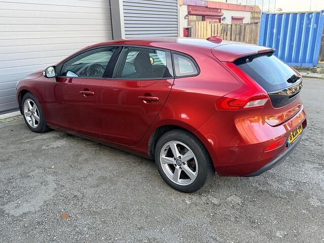 Occasion Volvo V40 114 PK (83 kW) 2013 Rood Hatchback