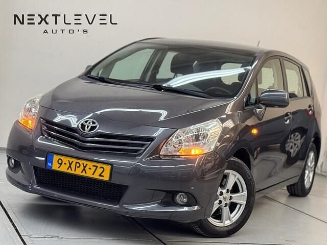 Grijs Gebruikt 2010 Toyota Verso Business Edition MPV | € 8.450 (Eerlijke prijs) - Afbeelding 1/4