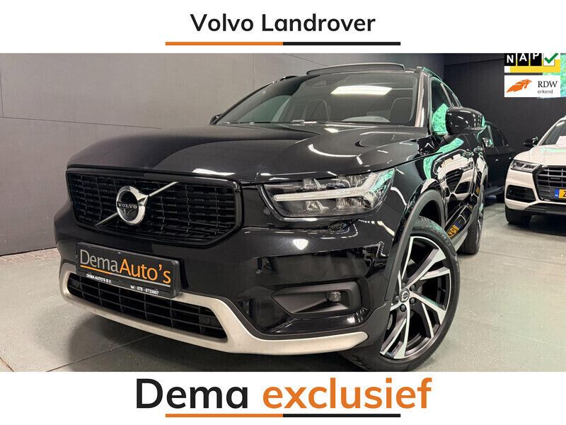Zwart Gebruikt 2021 Volvo XC40 R-Design SUV | € 34.950 (Eerlijke prijs) - Afbeelding 1/4