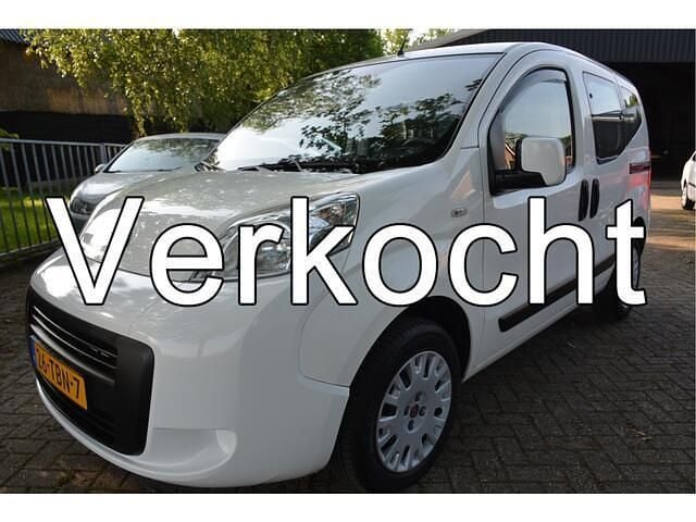 Wit Gebruikt 2012 Fiat Qubo Trekking MPV | € 4.450 (Eerlijke prijs) - Afbeelding 1/4
