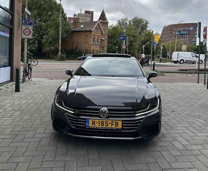 Occasion VW Arteon Business 190 PK (139 kW) 2019 Grijs Hatchback