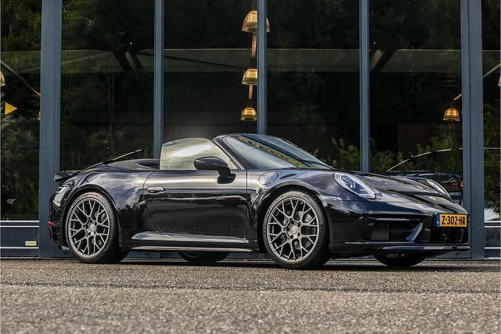 Gebruikt 2023 Porsche 911 Carrera Cabriolet | € 166.950 (Eerlijke prijs) - Afbeelding 1/4