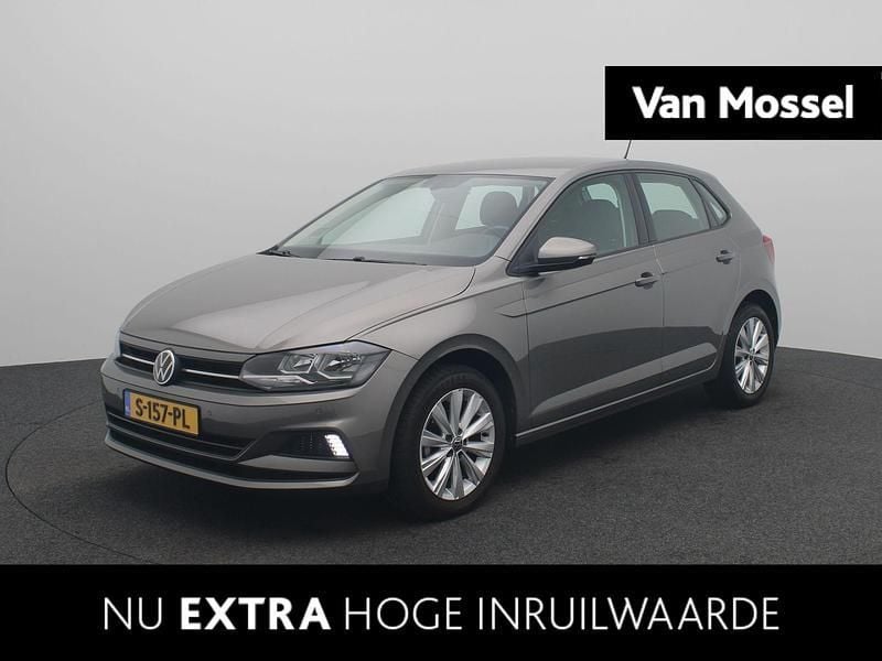 Grijs Gebruikt 2021 VW Polo Highline Hatchback | € 17.840 (Eerlijke prijs) - Afbeelding 1/2