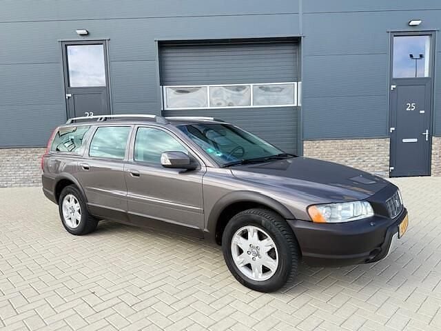 Bruin Gebruikt 2007 Volvo XC70 Summum SUV | € 5.950 (Super prijs) - Afbeelding 1/4