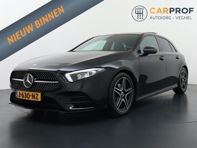 Zwart Gebruikt 2019 Mercedes A180 AMG Hatchback | € 24.995 (Goede deal) - Afbeelding 1/4