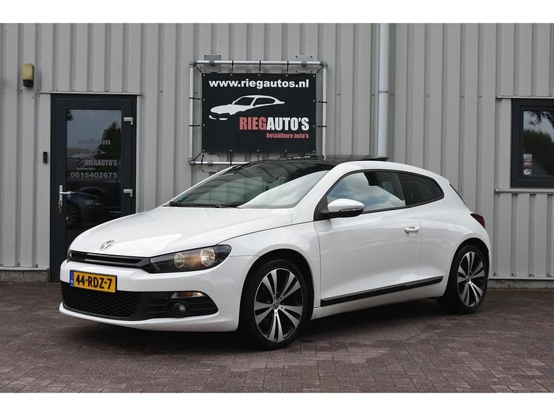 Wit Gebruikt 2011 VW Scirocco Edition Coupé | € 6.450 (Eerlijke prijs) - Afbeelding 1/4