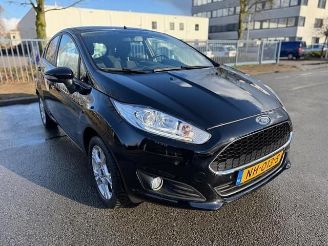 Occasion Ford Fiesta Style 80 PK (58 kW) 2017 Zwart Hatchback
