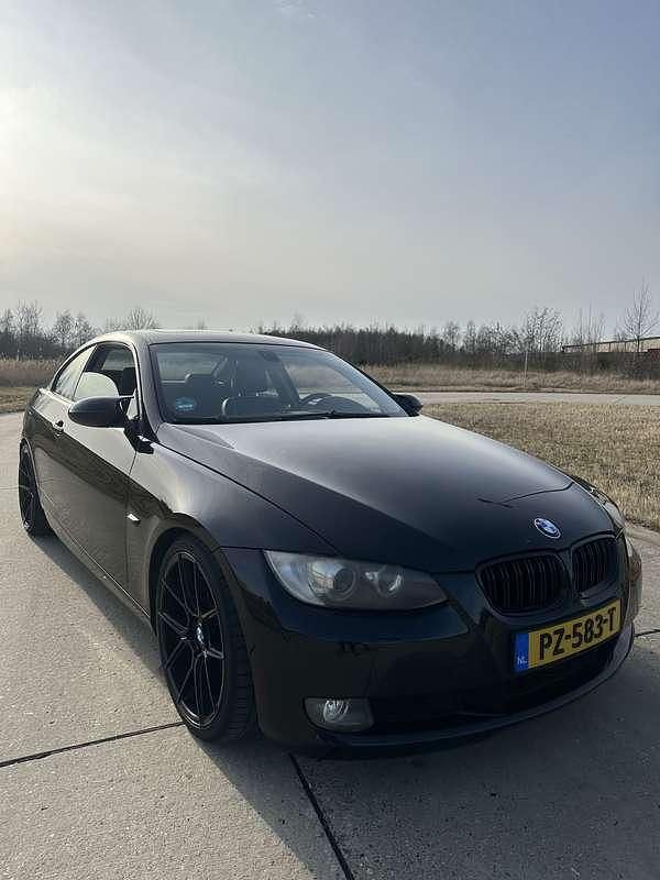 Occasion BMW 325 Executive 211 PK (155 kW) 2006 Zwart Coupé