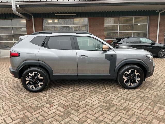 Occasion Dacia Duster Journey 94 PK (69 kW) 2024 Grijs (metallic) SUV
