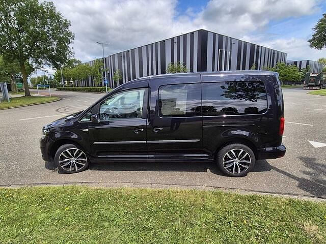 Zwart Gebruikt 2019 VW Caddy Maxi MPV | € 37.950 - Afbeelding 1/4