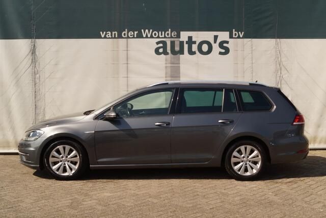 Grijs Gebruikt 2019 VW Golf VII Comfortline Stationwagen | € 14.900 (Goede deal) - Afbeelding 1/4